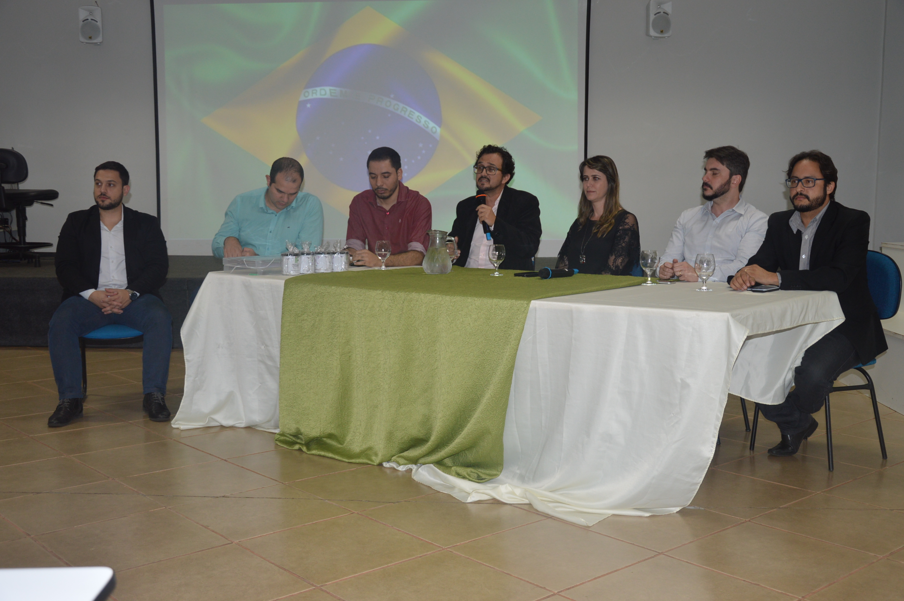 Mesa redonda