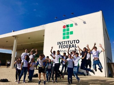 Candidate-se ao Auxilio Digital Emergencial 2021 — Instituto Federal de  Educação, Ciência e Tecnologia de Minas Gerais Campus Ribeirão das Neves