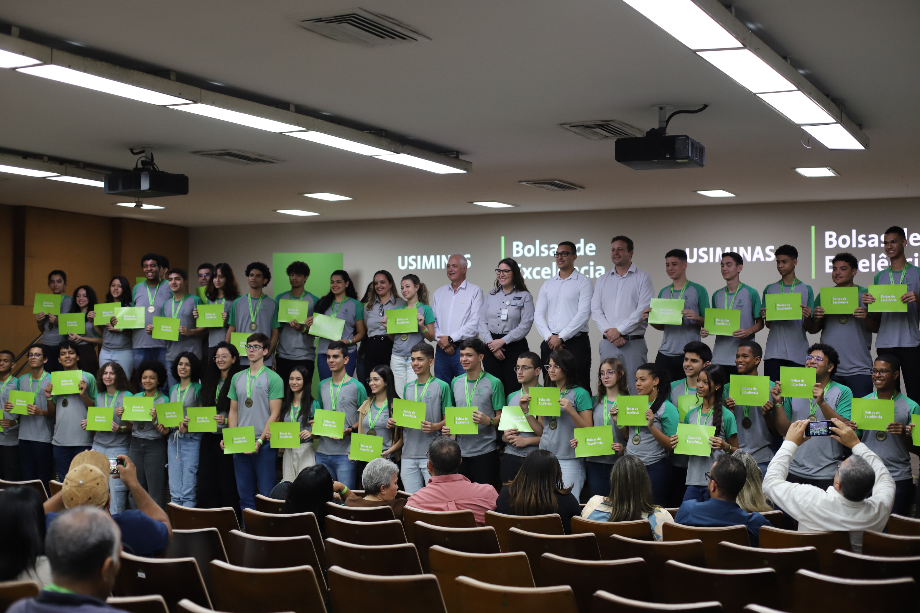 Bolsas de Excelência Usiminas Bolsas de Excelência Usiminas